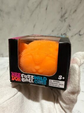 NeeDoh Fuzz Ball Wild Cats - ORANGE